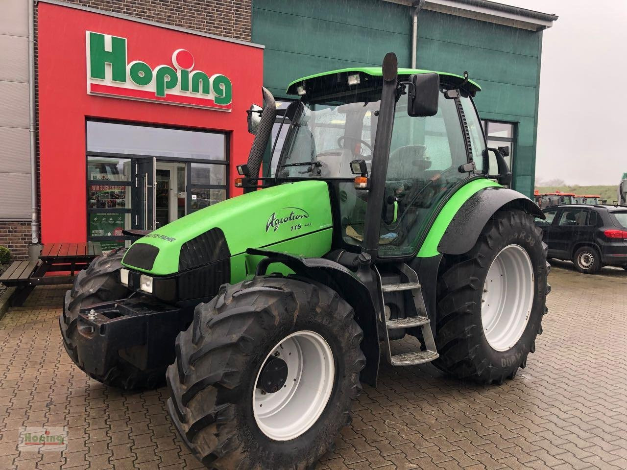 Deutz-Fahr Agrotron 115 MK3 - Traktor: 2 kép. Deutz-Fahr Agrotron 115 MK3 - Traktor: 2 kép.