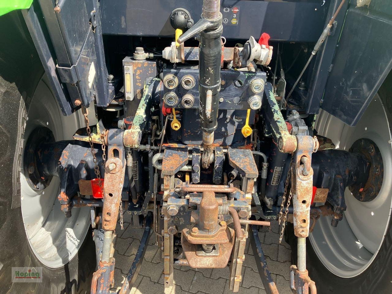 Deutz-Fahr DX 6.07 - Traktor: 4 kép. Deutz-Fahr DX 6.07 - Traktor: 4 kép.