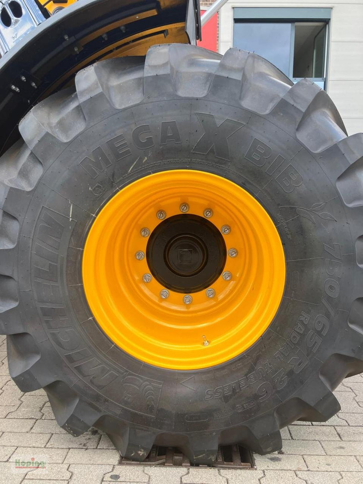 JCB 419 S - Gumikerekes homlokrakodó: 4 kép. JCB 419 S - Gumikerekes homlokrakodó: 4 kép.