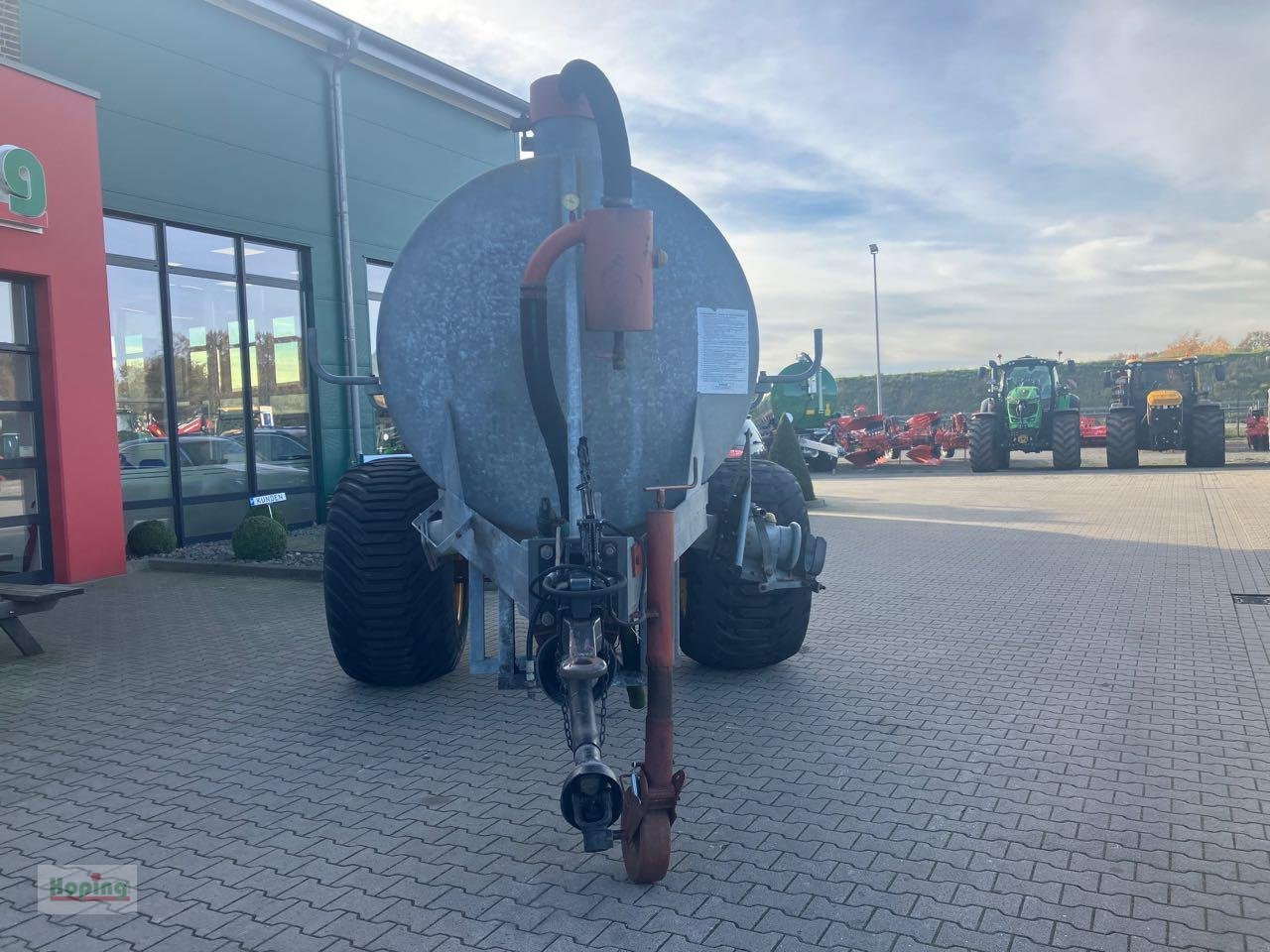 Kotte V 7000/1 - Tartályos pótkocsi: 5 kép. Kotte V 7000/1 - Tartályos pótkocsi: 5 kép.