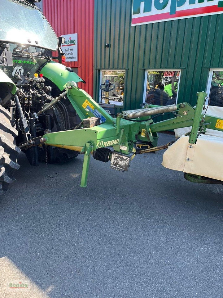 Krone EasyCut 360 - Fűkasza: 2 kép. Krone EasyCut 360 - Fűkasza: 2 kép.