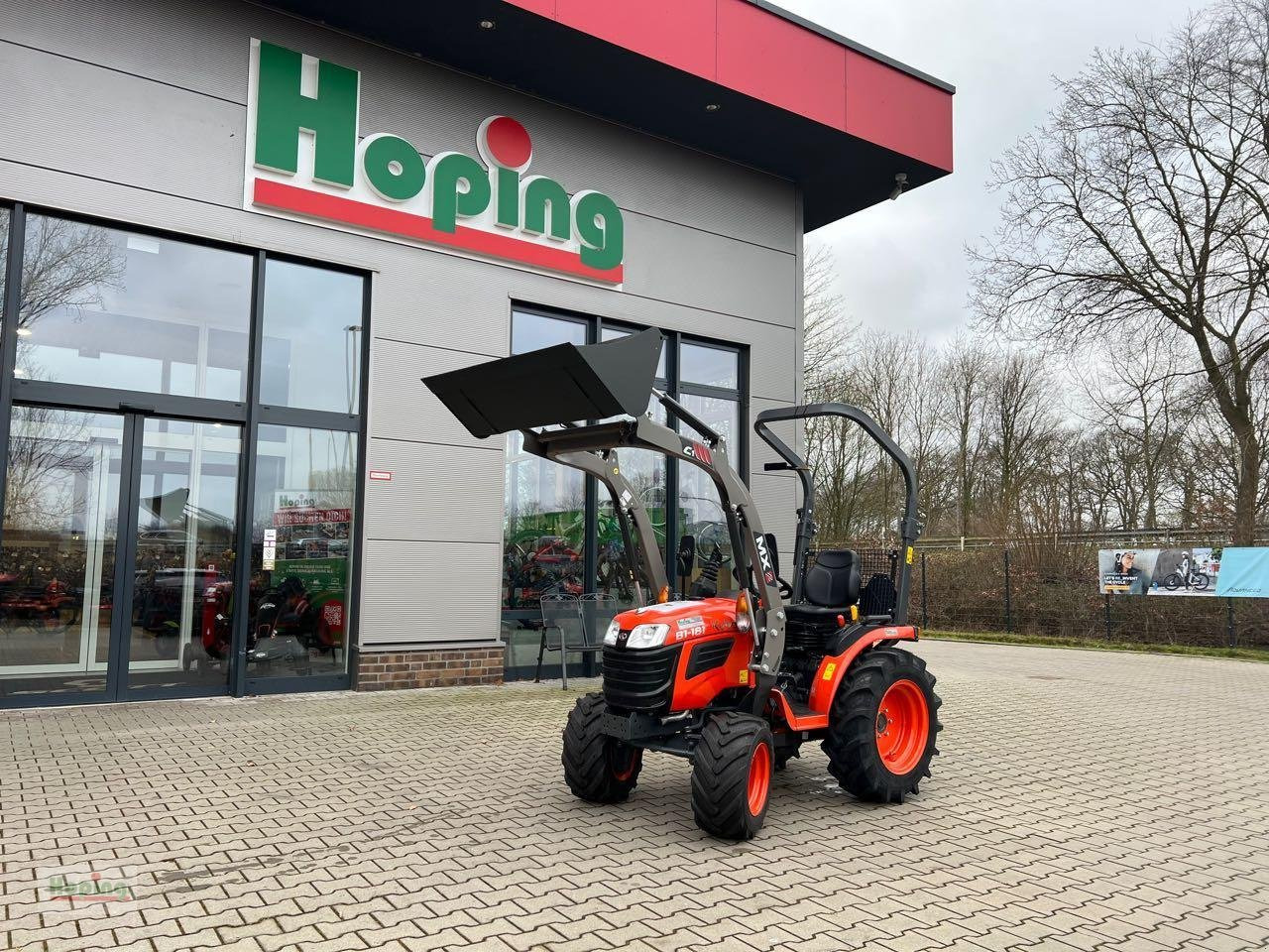 Kubota B1 181 - Kommunális traktor: 1 kép. Kubota B1 181 - Kommunális traktor: 1 kép.