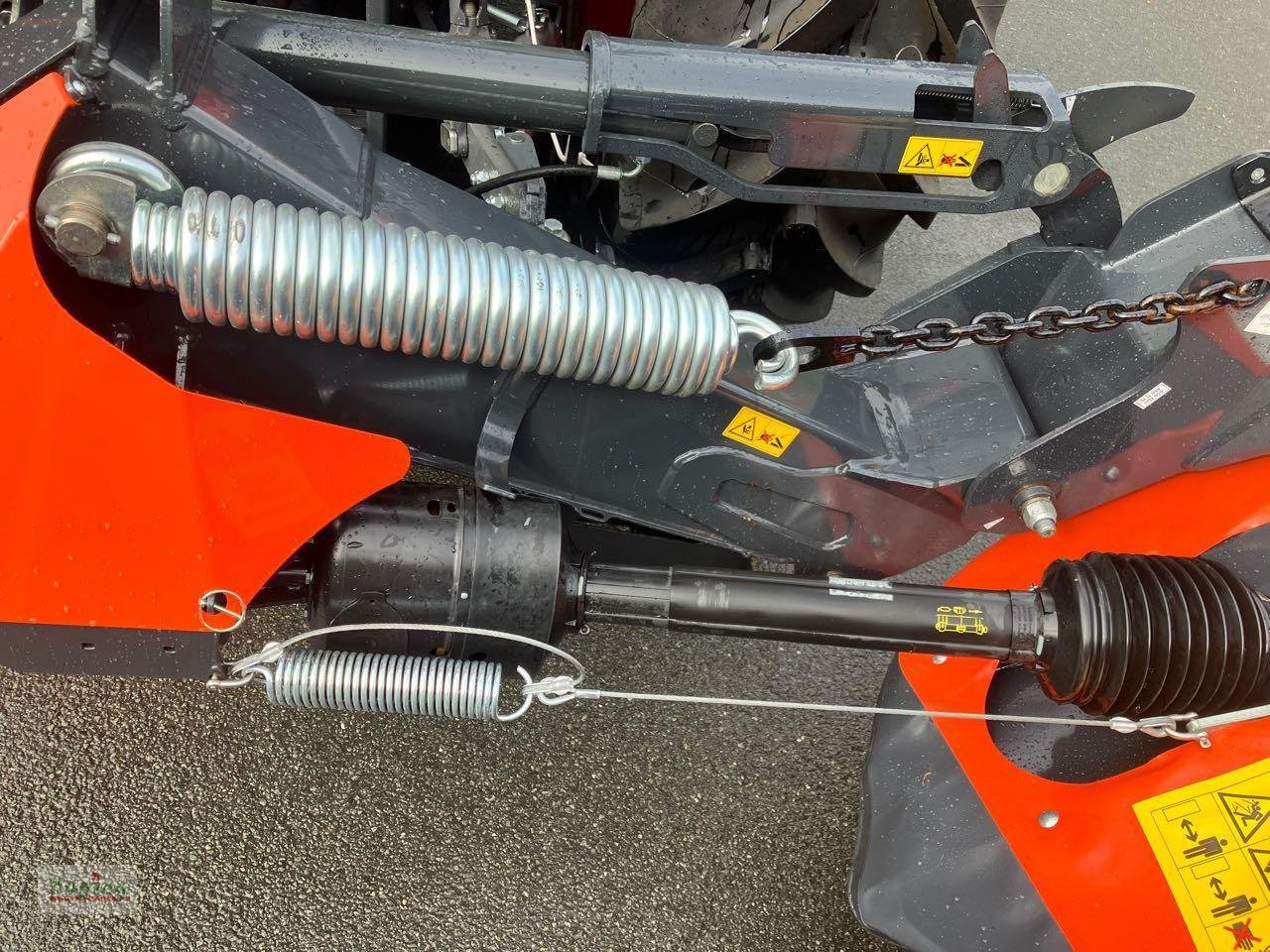 Kubota DM3032 KSW - Fűkasza: 5 kép. Kubota DM3032 KSW - Fűkasza: 5 kép.