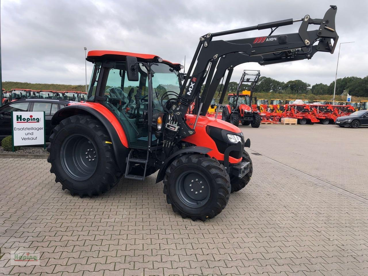 Kubota M4073 Cab - Traktor: 3 kép. Kubota M4073 Cab - Traktor: 3 kép.