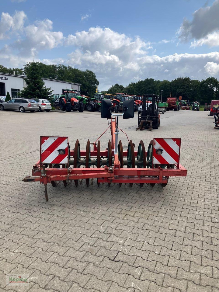 Kverneland FP 210 11-900 - Mezőgazdasági hengerek: 3 kép. Kverneland FP 210 11-900 - Mezőgazdasági hengerek: 3 kép.