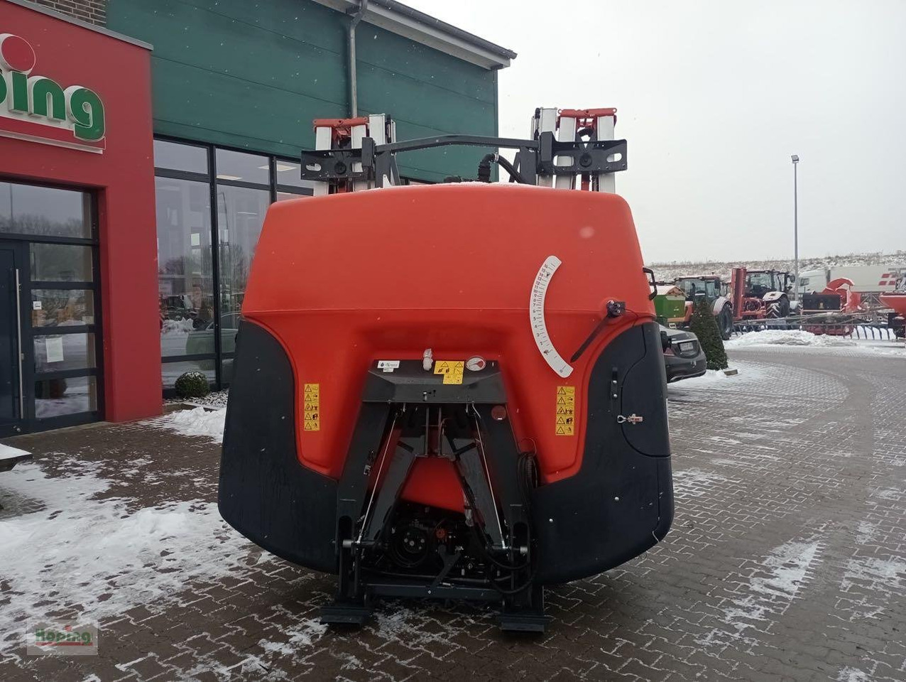 Kverneland Kubota XMS216 1.600L iXspray - Függesztett permetező: 2 kép. Kverneland Kubota XMS216 1.600L iXspray - Függesztett permetező: 2 kép.