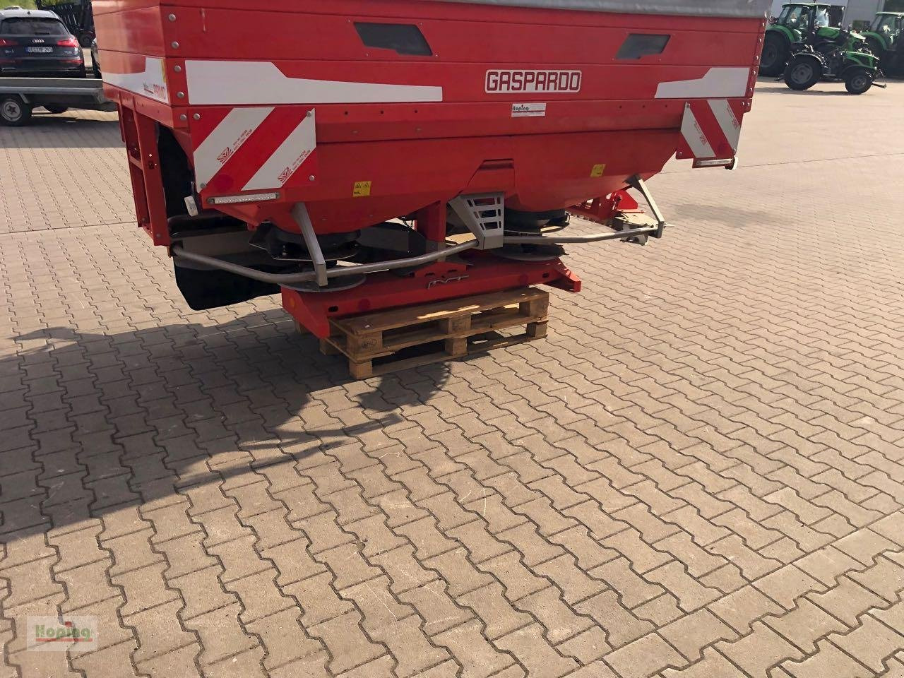Maschio Primo EW Isontronic - Műtrágyaszóró: 5 kép. Maschio Primo EW Isontronic - Műtrágyaszóró: 5 kép.