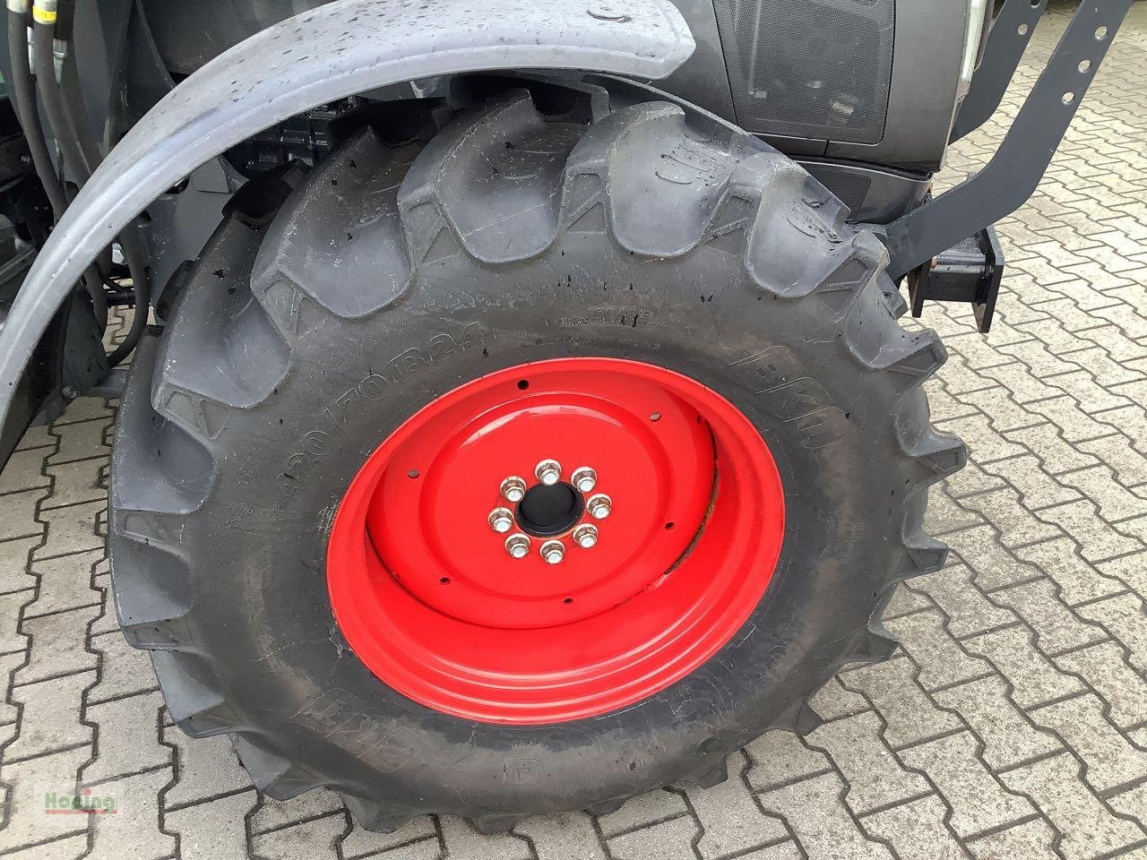 Same Explorer 90.4 - Traktor: 3 kép. Same Explorer 90.4 - Traktor: 3 kép.