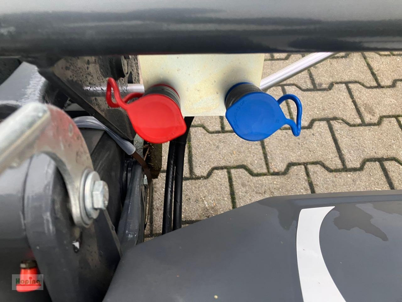 Stoll FZ 41-25 - Homlokrakodó traktorhoz: 5 kép. Stoll FZ 41-25 - Homlokrakodó traktorhoz: 5 kép.