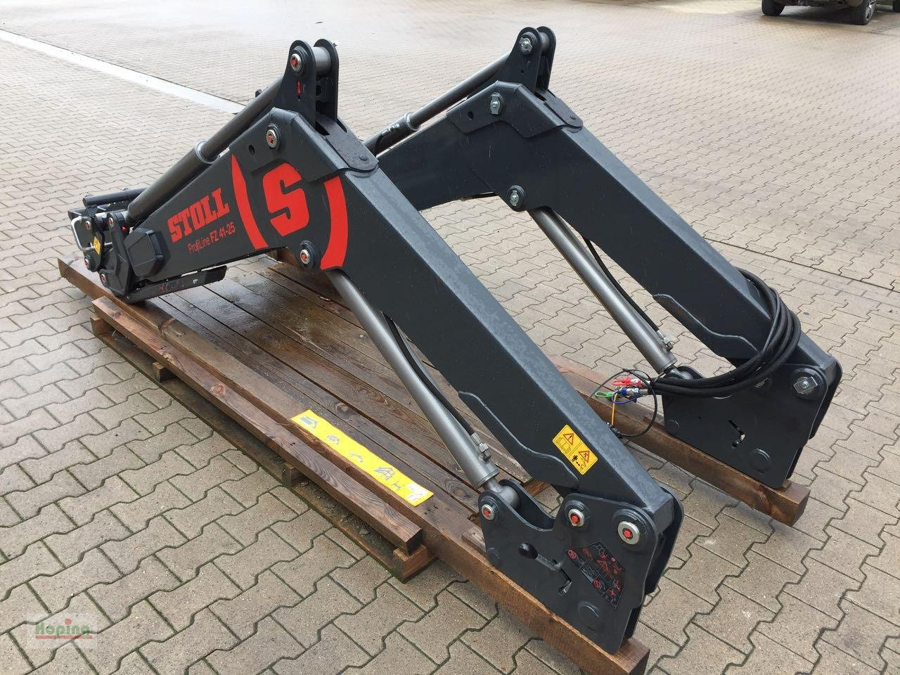 Stoll FZ41-25 - Homlokrakodó traktorhoz: 3 kép. Stoll FZ41-25 - Homlokrakodó traktorhoz: 3 kép.