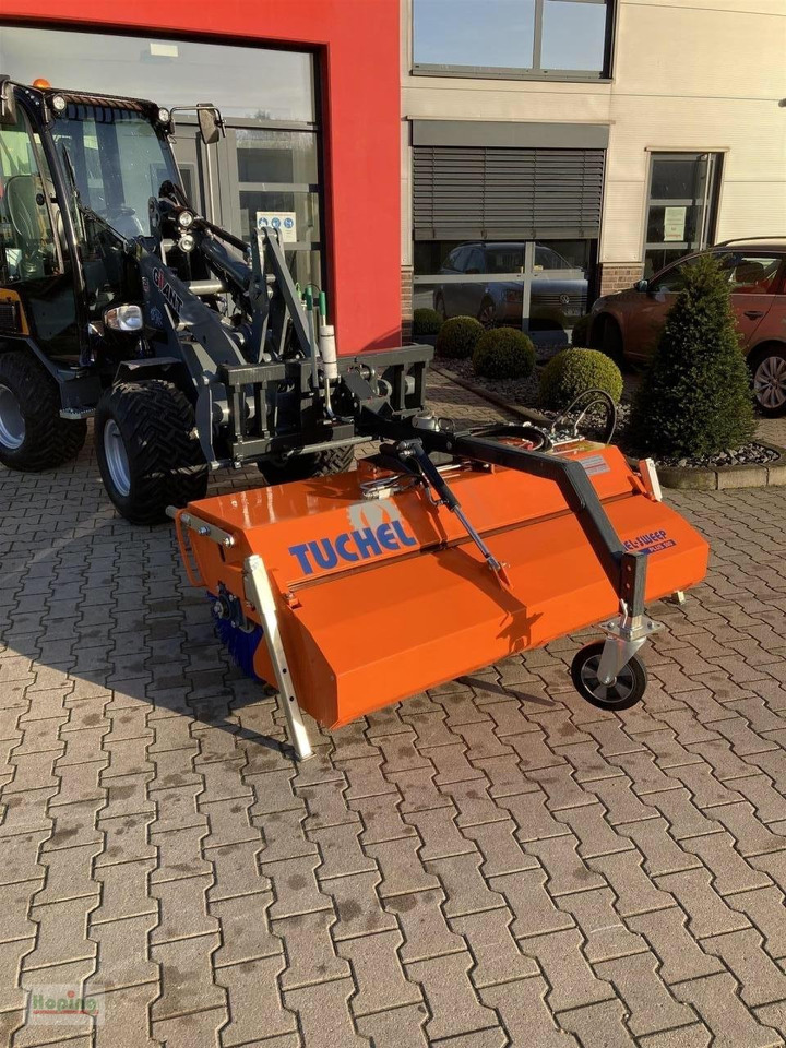 Tuchel Plus 590-180 - Ferde seprő: 1 kép. Tuchel Plus 590-180 - Ferde seprő: 1 kép.