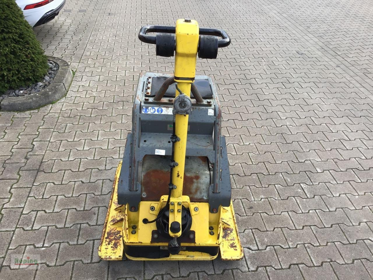 Wacker DPU 6555 - Lapvibrátor: 4 kép. Wacker DPU 6555 - Lapvibrátor: 4 kép.