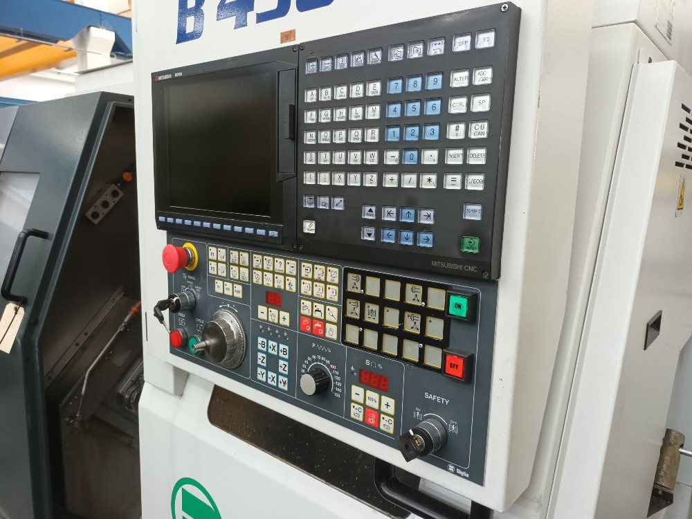 Tornio a controllo numerico Biglia B436 Y2 - Fémeszterga: 3 kép. Tornio a controllo numerico Biglia B436 Y2 - Fémeszterga: 3 kép.