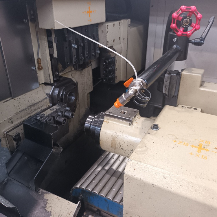 Tornio a fantina mobile a 5 assi Cnc Star SR-20 - Fémeszterga: 2 kép. Tornio a fantina mobile a 5 assi Cnc Star SR-20 - Fémeszterga: 2 kép.