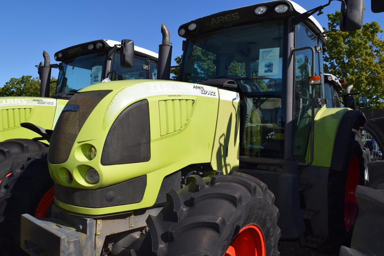CLAAS Ares 617 ATZ - Traktor: 1 kép. CLAAS Ares 617 ATZ - Traktor: 1 kép.