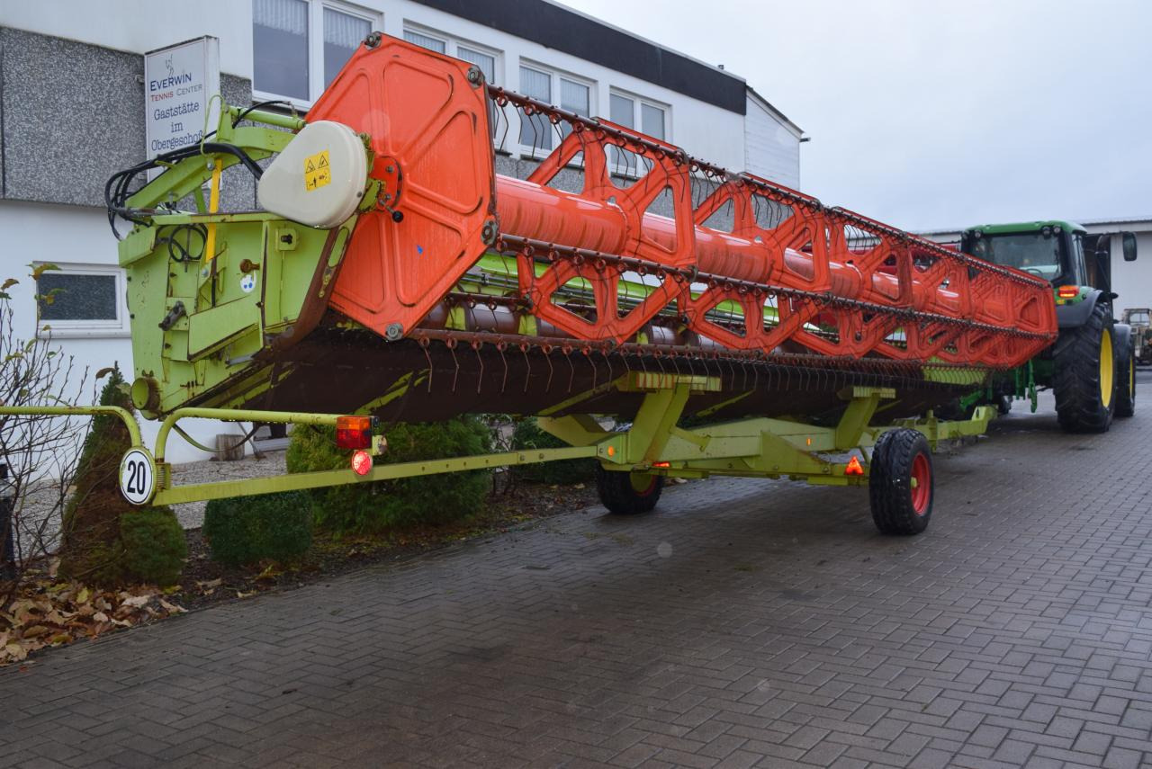 CLAAS C 900 AutoContour *Schneidwerk* - Kombájn adapter: 4 kép. CLAAS C 900 AutoContour *Schneidwerk* - Kombájn adapter: 4 kép.