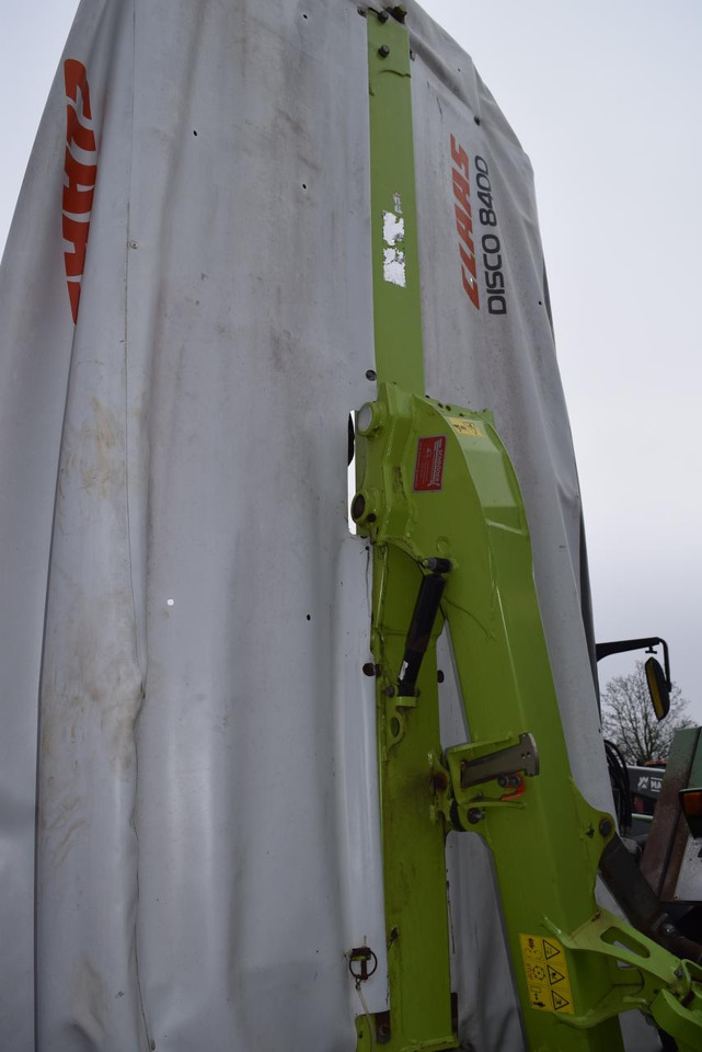 CLAAS Disco 8400 Contour - Fűkasza: 4 kép. CLAAS Disco 8400 Contour - Fűkasza: 4 kép.