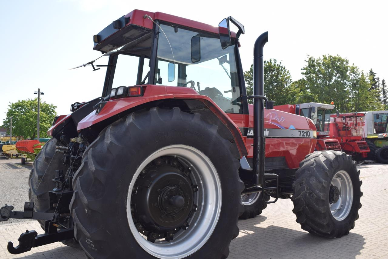 Case-IH 7210 Magnum Pro - Traktor: 4 kép. Case-IH 7210 Magnum Pro - Traktor: 4 kép.