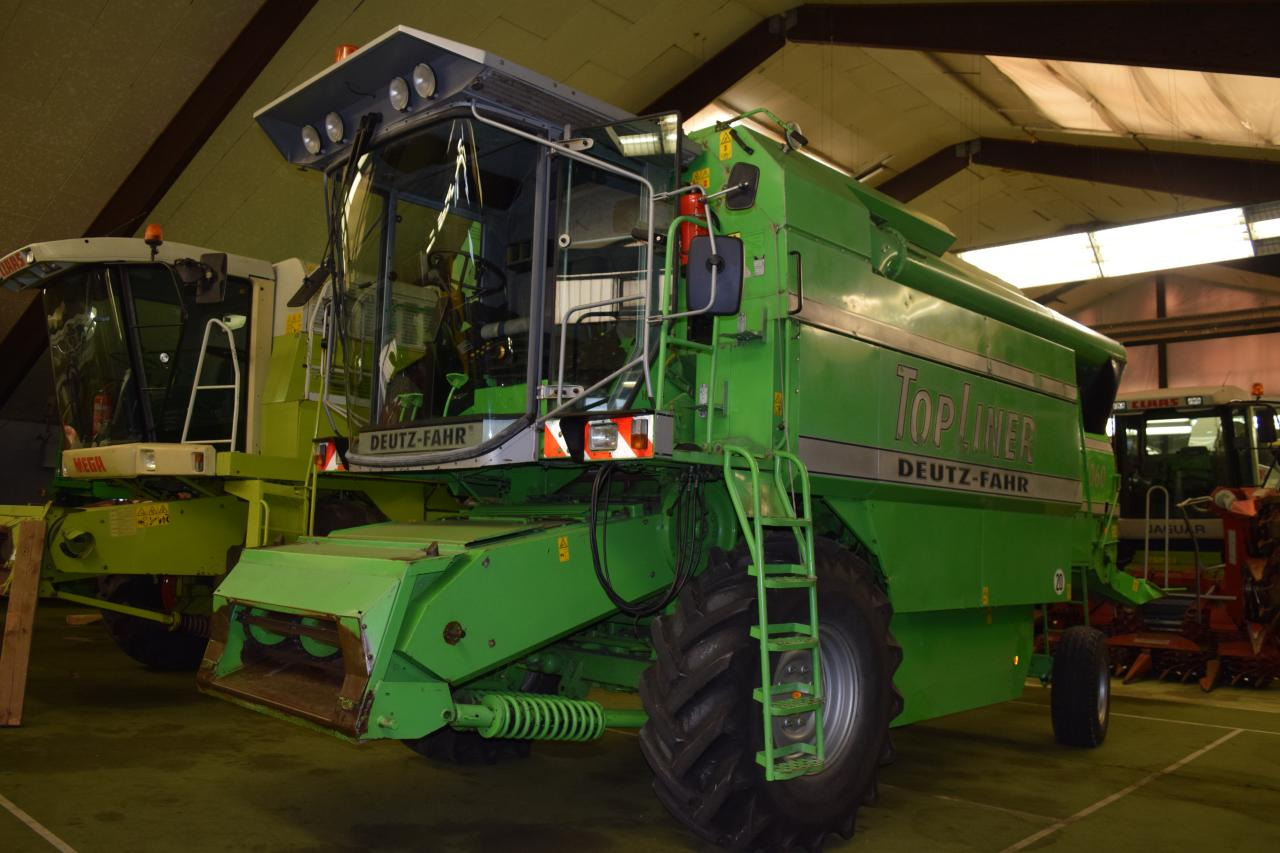 Deutz-Fahr 4060 TopL. - Kombájn: 4 kép. Deutz-Fahr 4060 TopL. - Kombájn: 4 kép.