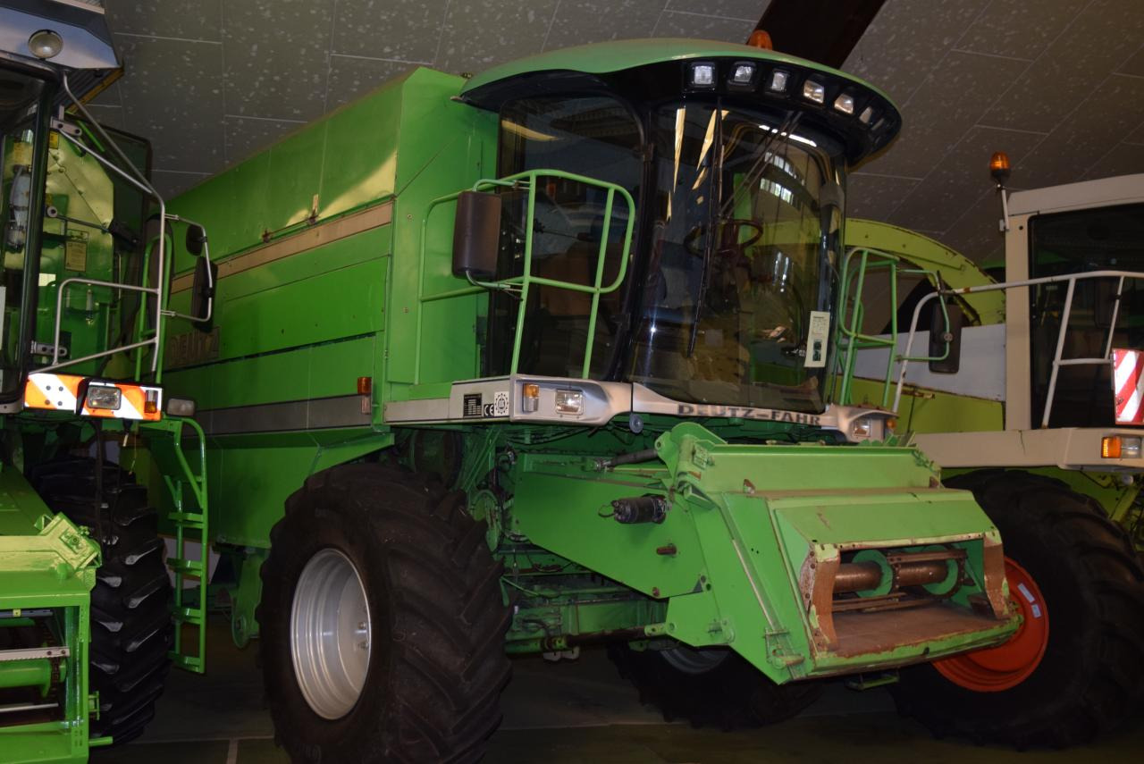 Deutz-Fahr 5660 HTS - Kombájn: 1 kép. Deutz-Fahr 5660 HTS - Kombájn: 1 kép.