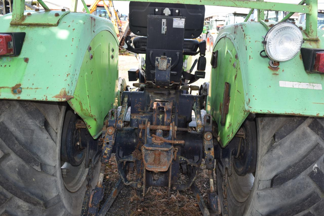Deutz-Fahr D4507 - Traktor: 4 kép. Deutz-Fahr D4507 - Traktor: 4 kép.