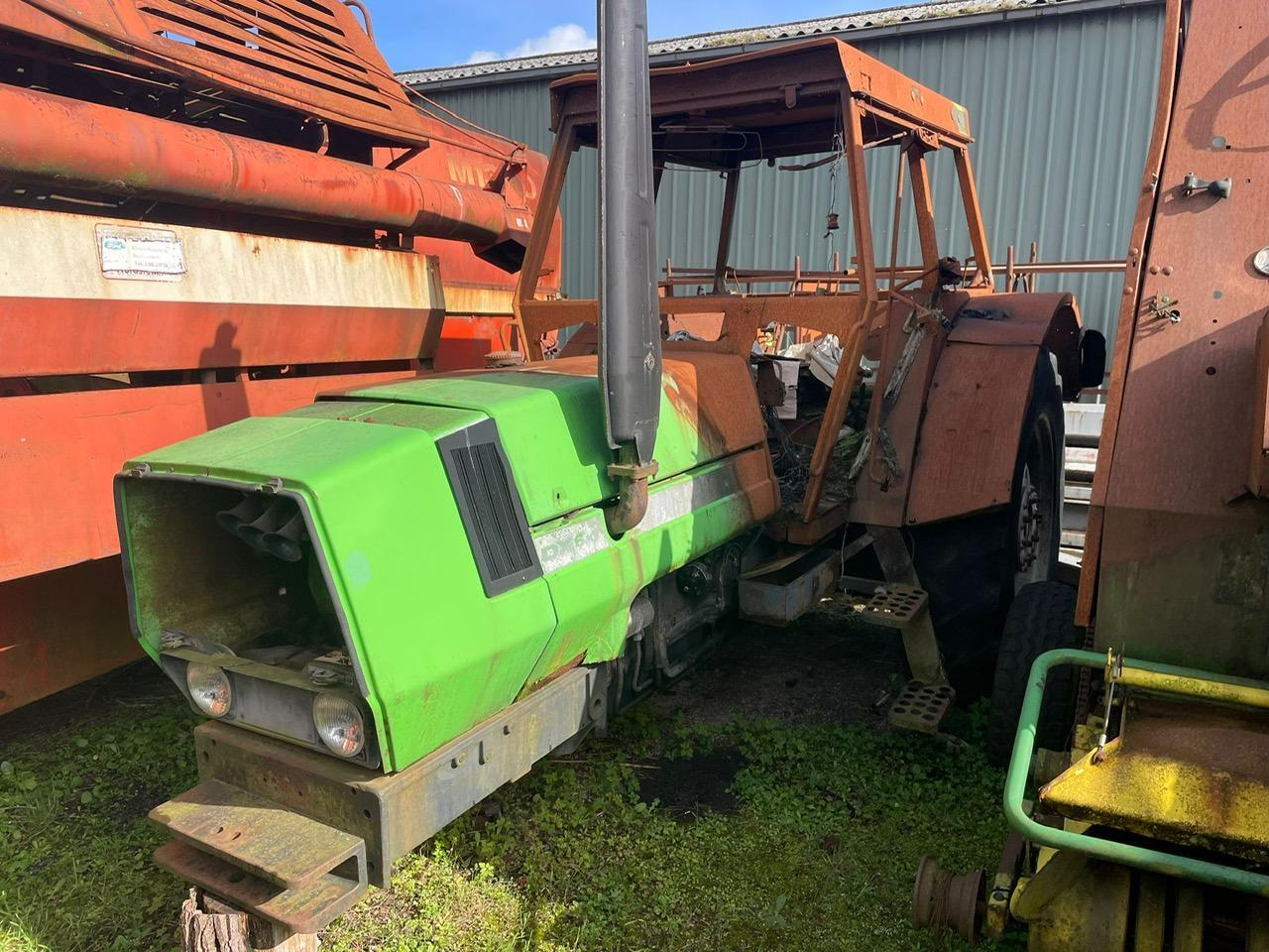 Deutz-Fahr DX 6.10 *zur Teileverwertung* - Traktor: 1 kép. Deutz-Fahr DX 6.10 *zur Teileverwertung* - Traktor: 1 kép.