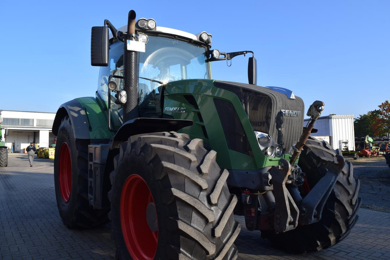 Fendt 826 Vario SCR - Traktor: 4 kép. Fendt 826 Vario SCR - Traktor: 4 kép.