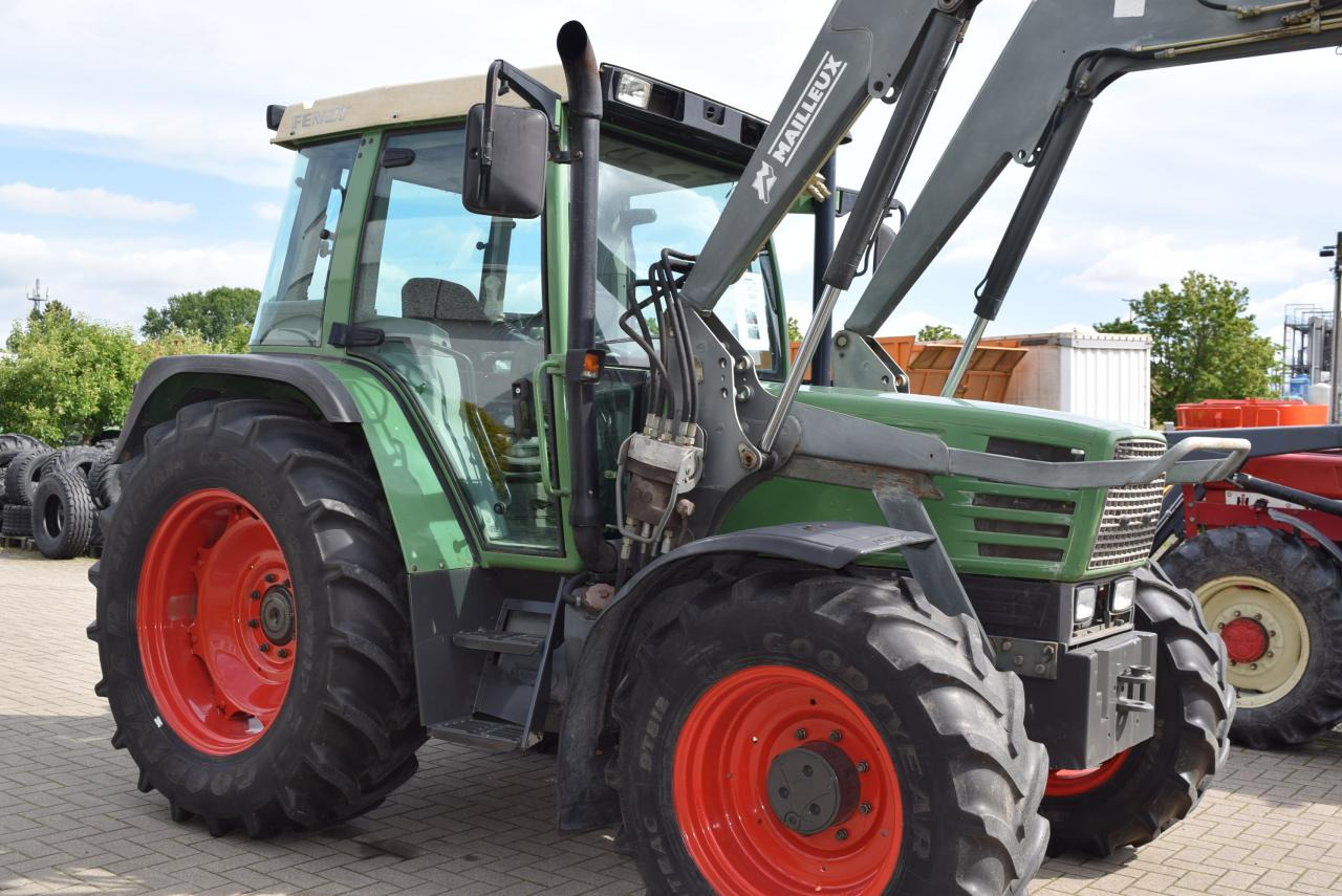 Fendt Farmer 309 C - Traktor: 3 kép. Fendt Farmer 309 C - Traktor: 3 kép.