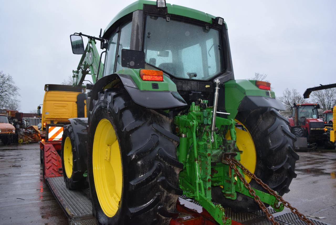 John Deere 6210 - Traktor: 5 kép. John Deere 6210 - Traktor: 5 kép.