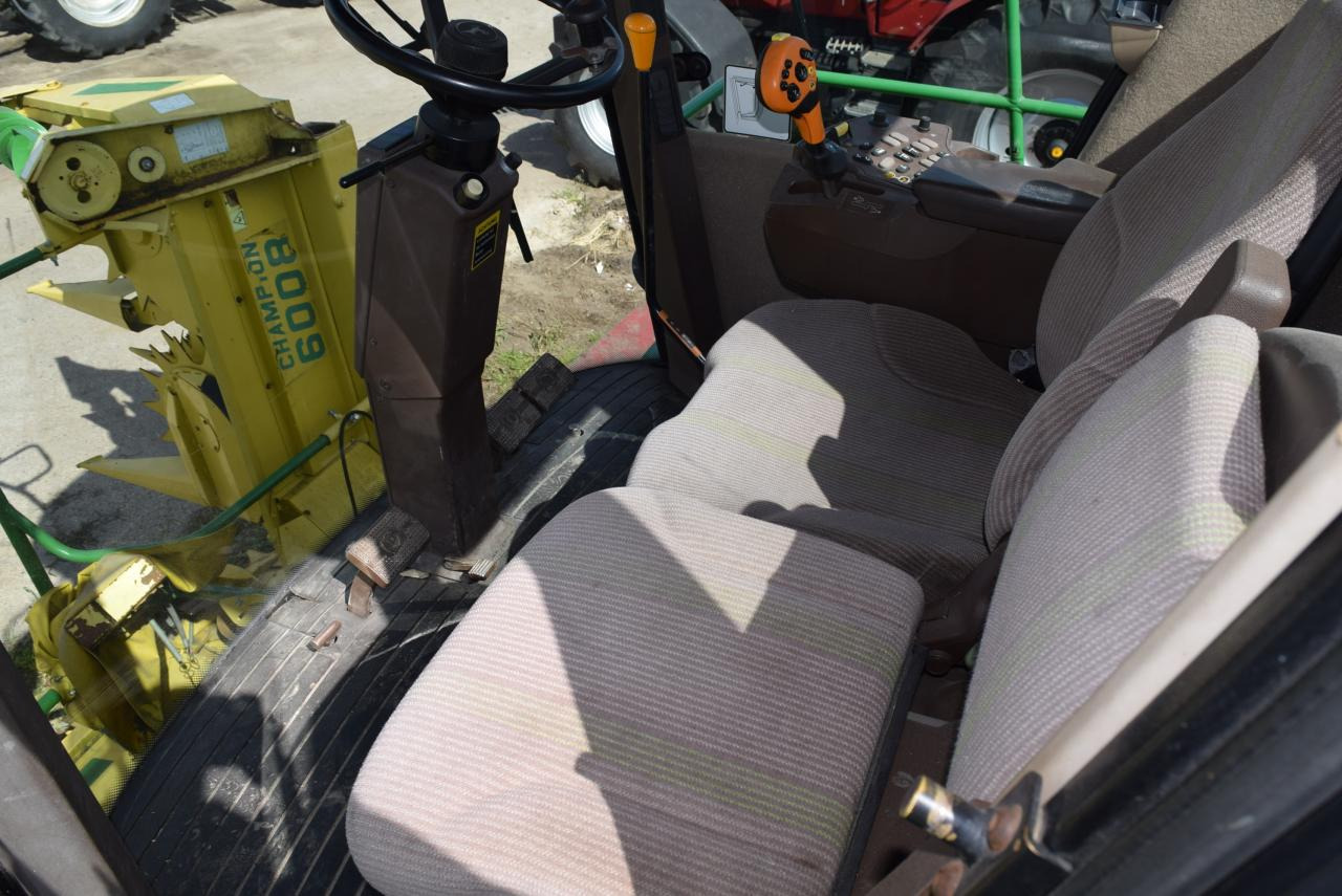 John Deere 7400 - Önjáró szecskázógép: 5 kép. John Deere 7400 - Önjáró szecskázógép: 5 kép.
