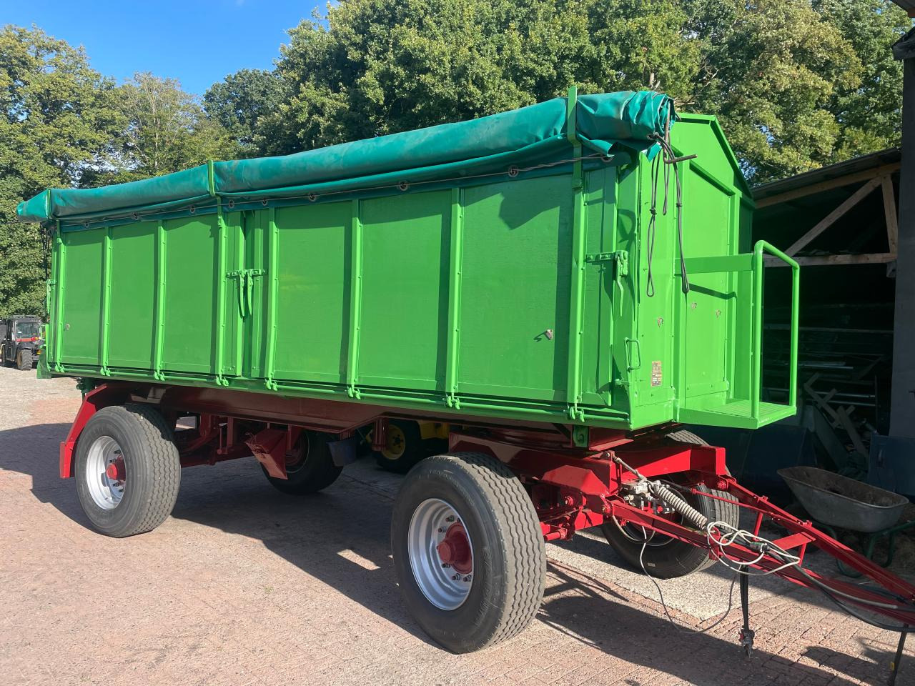 Kröger HK D300P *18t* - Pótkocsi billenőplatós: 1 kép. Kröger HK D300P *18t* - Pótkocsi billenőplatós: 1 kép.