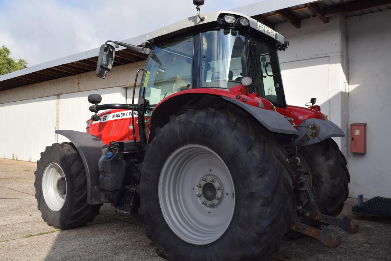 Massey Ferguson MF 7718 S Dyna 6 - Traktor: 5 kép. Massey Ferguson MF 7718 S Dyna 6 - Traktor: 5 kép.