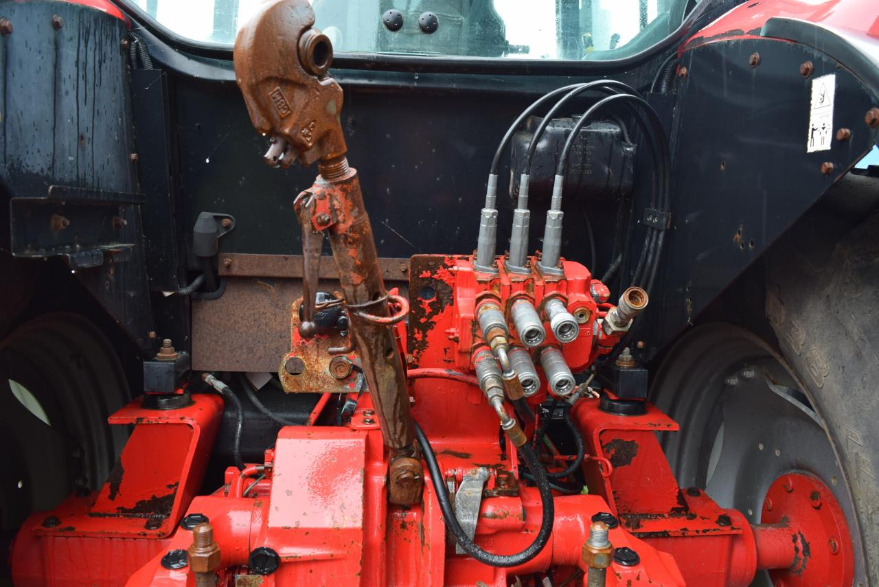 McCormick MTX 120 - Traktor: 4 kép. McCormick MTX 120 - Traktor: 4 kép.