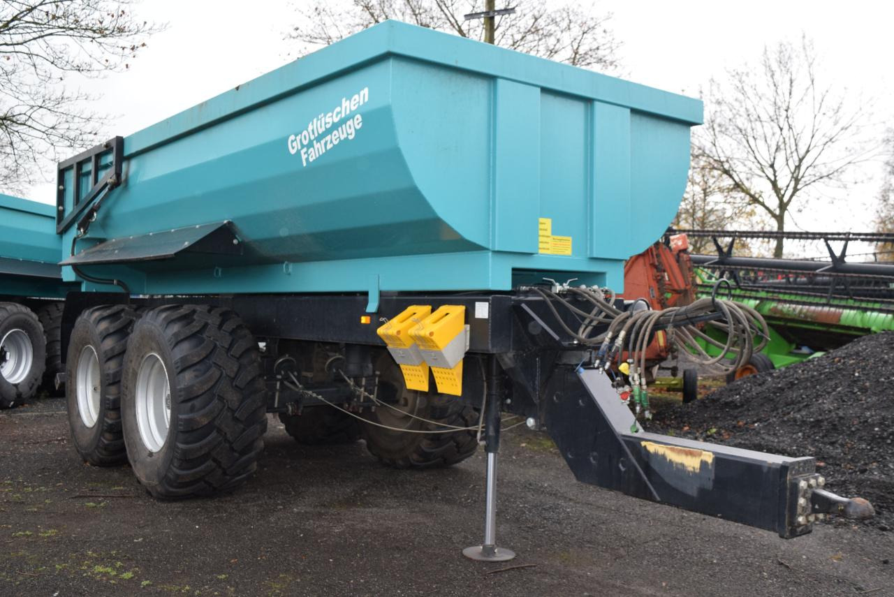 Muldenkipper/Rundmulde/Schwerlastkipper Grotlüschen - Dömper: 1 kép. Muldenkipper/Rundmulde/Schwerlastkipper Grotlüschen - Dömper: 1 kép.