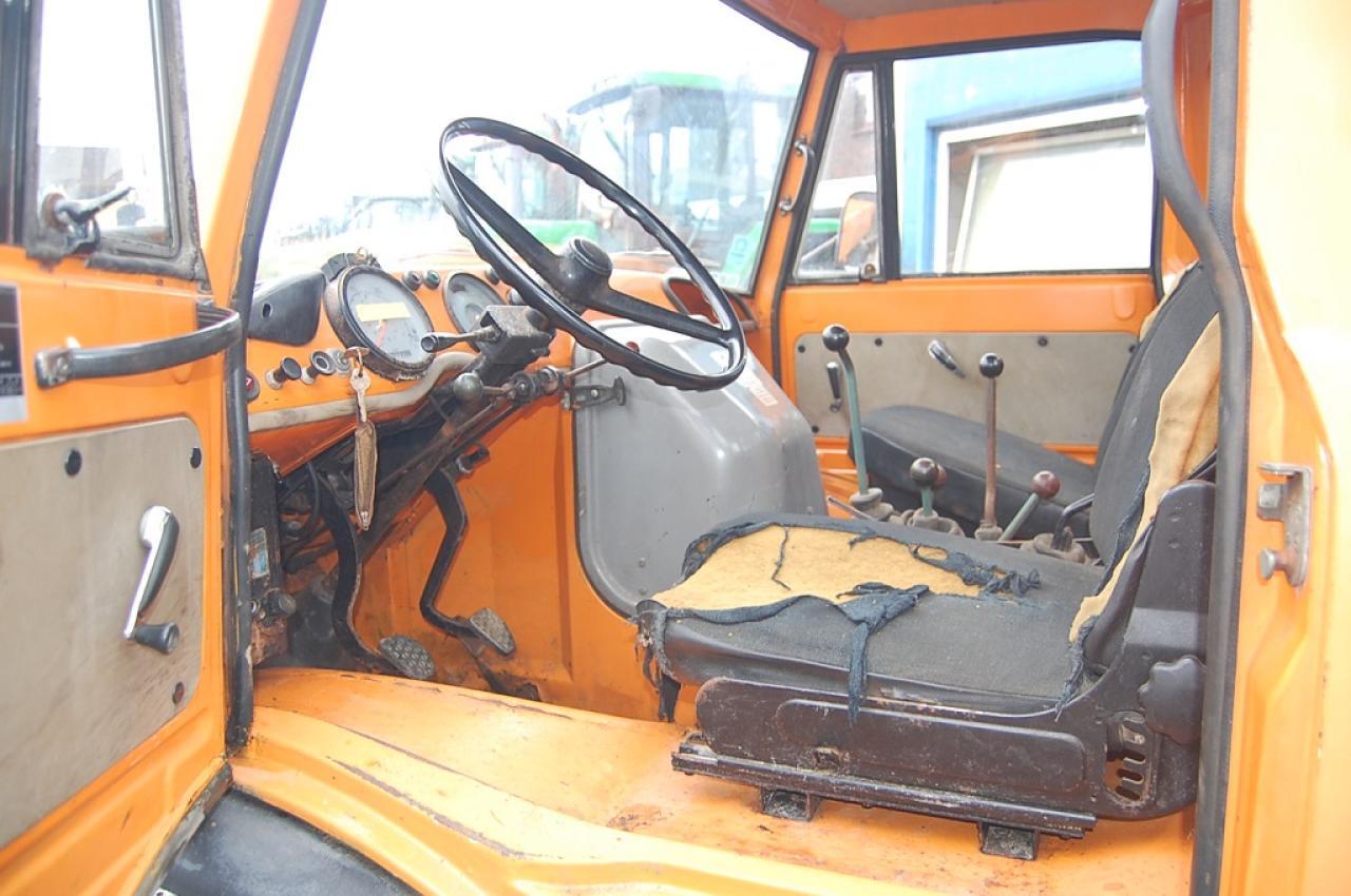 Mercedes-Benz Unimog U421 - Többcélú/ Speciális jármű: 4 kép. Mercedes-Benz Unimog U421 - Többcélú/ Speciális jármű: 4 kép.