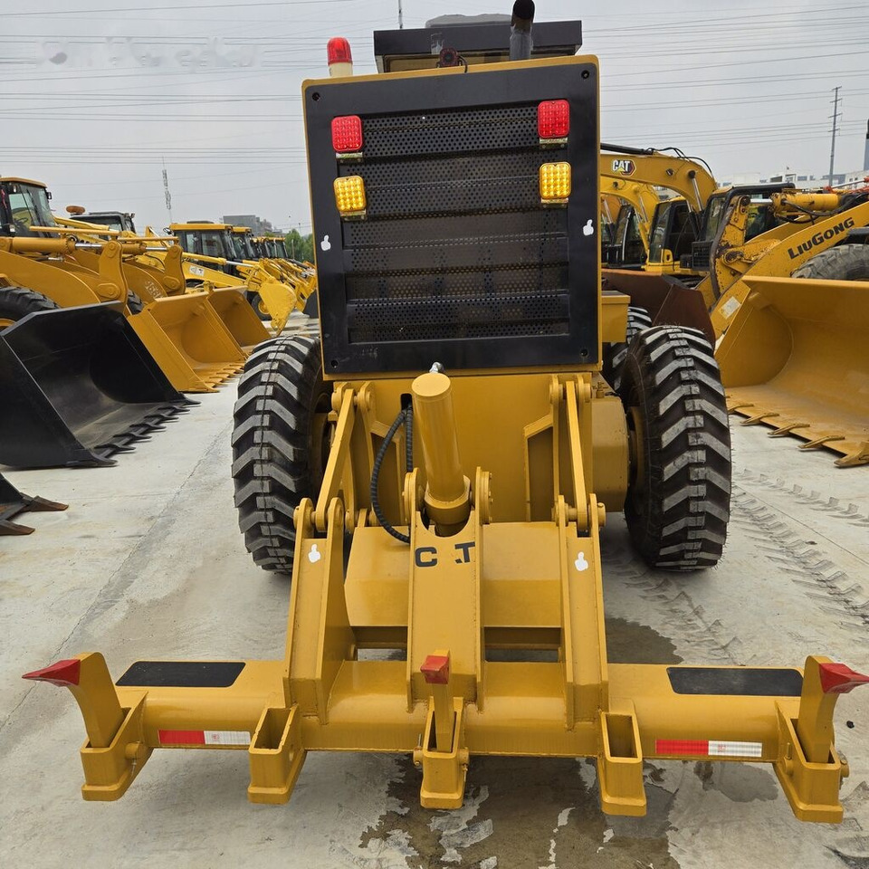 Gréder Caterpillar 140H: 7 kép.