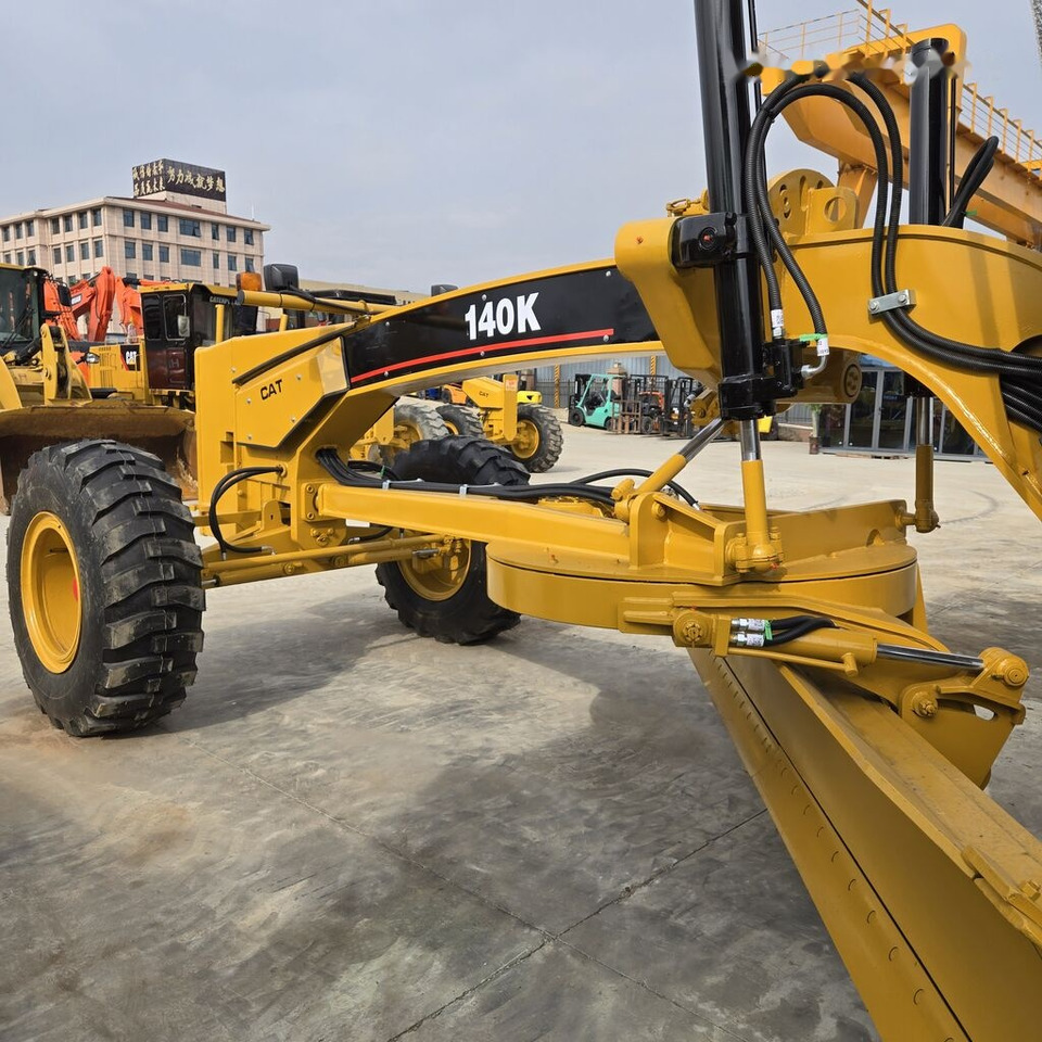Caterpillar 140K - Gréder: 5 kép. Caterpillar 140K - Gréder: 5 kép.