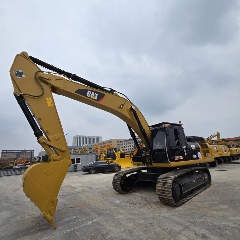 Caterpillar 336D - Lánctalpas kotró: 2 kép. Caterpillar 336D - Lánctalpas kotró: 2 kép.