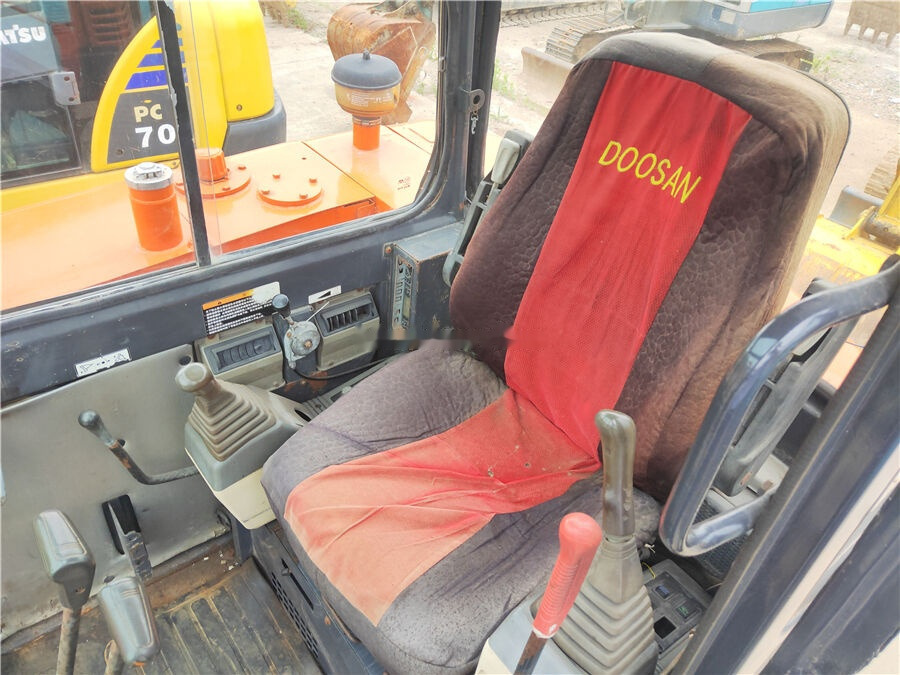 Doosan DH55-V lízing Doosan DH55-V: 10 kép.