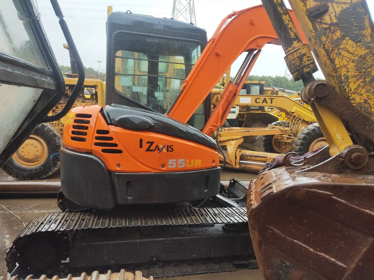 Hitachi ZX55 - Minikotró: 4 kép. Hitachi ZX55 - Minikotró: 4 kép.
