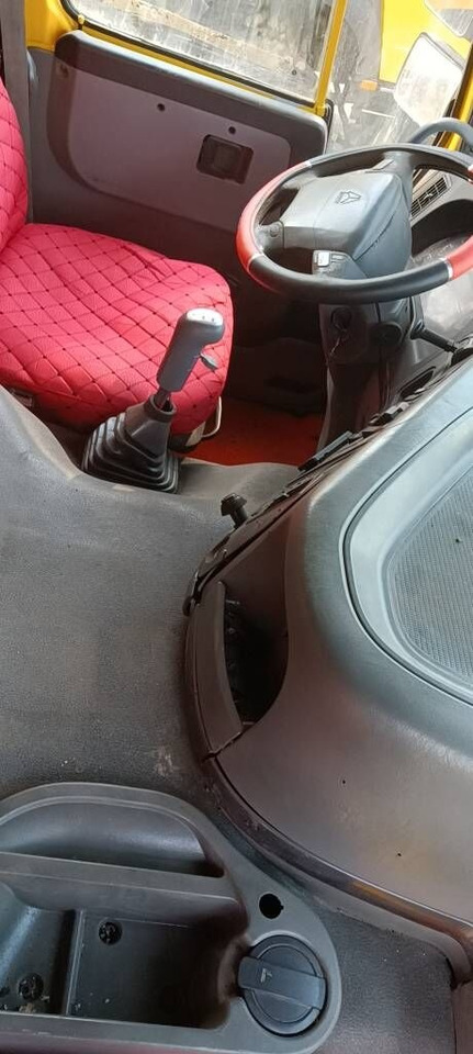 Howo ZZ3257N4347C1 - Billenőplatós teherautó: 3 kép. Howo ZZ3257N4347C1 - Billenőplatós teherautó: 3 kép.