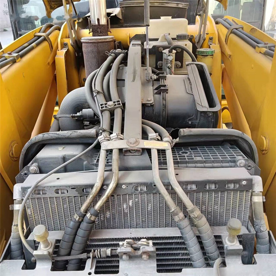 JCB 4CX - Kotrórakodó: 5 kép. JCB 4CX - Kotrórakodó: 5 kép.