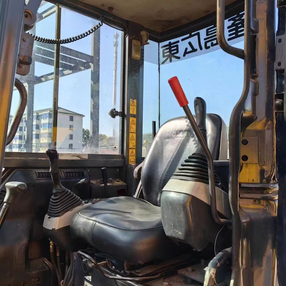 Komatsu PC50MR-2 lízing Komatsu PC50MR-2: 6 kép. Komatsu PC50MR-2 lízing Komatsu PC50MR-2: 6 kép.