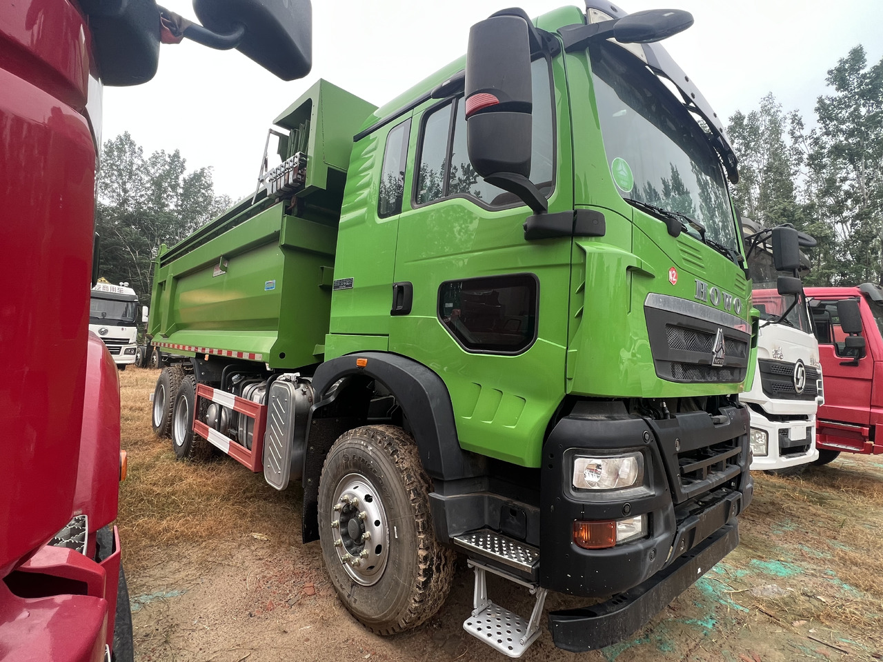 Howo - Nyergesvontató: 4 kép. Howo - Nyergesvontató: 4 kép.