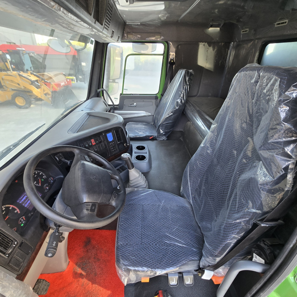 Új Billenőplatós teherautó SINOTRUK HOWO: 9 kép. Új Billenőplatós teherautó SINOTRUK HOWO: 9 kép.