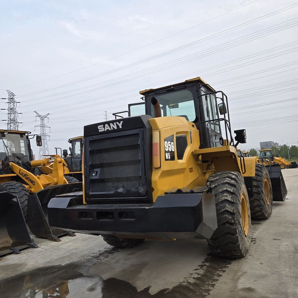 Sany SYL956H5 - Gumikerekes homlokrakodó: 5 kép. Sany SYL956H5 - Gumikerekes homlokrakodó: 5 kép.