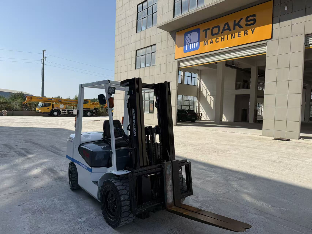 TCM FD30 - Dízel targonca: 3 kép. TCM FD30 - Dízel targonca: 3 kép.