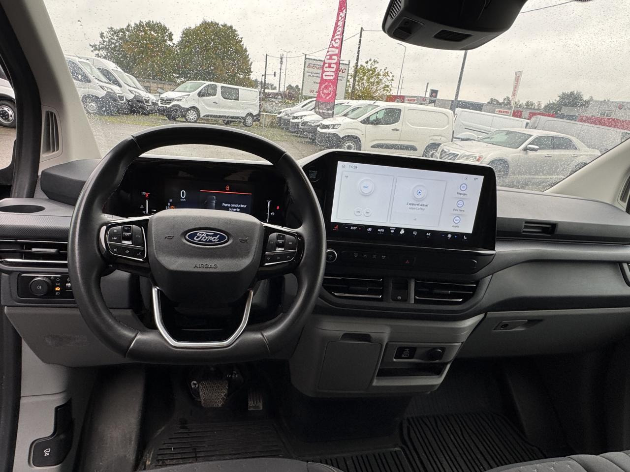 FORD Transit Custom 2.0 EcoBlue 170 ch BVA Fourgon 320 L1H1 Limited - Furgon: 3 kép. FORD Transit Custom 2.0 EcoBlue 170 ch BVA Fourgon 320 L1H1 Limited - Furgon: 3 kép.