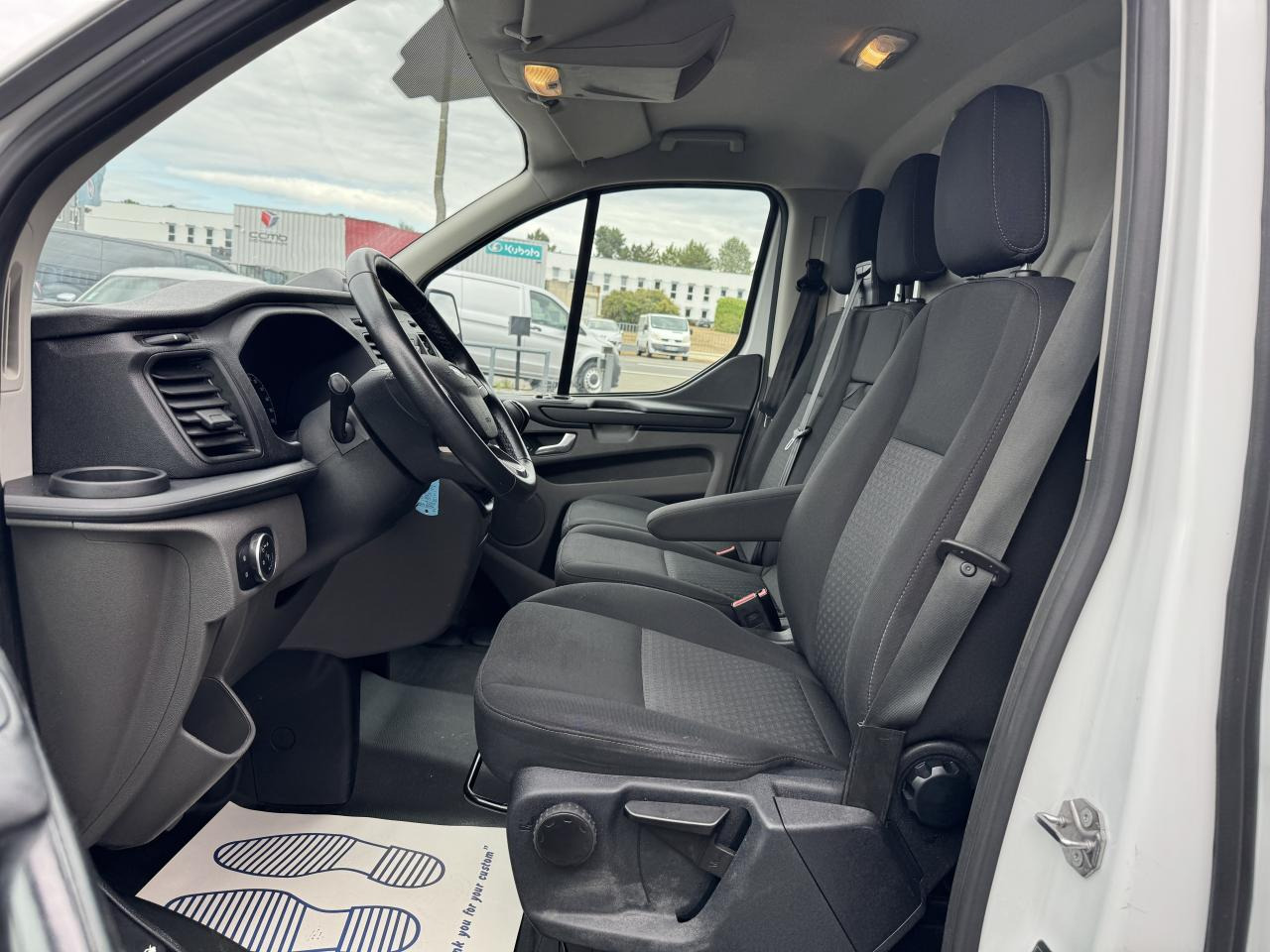 FORD transit custom 300 L2H1 2.0 ECOBLUE 130 HYBRID TREND BUSINESS - Furgon: 4 kép. FORD transit custom 300 L2H1 2.0 ECOBLUE 130 HYBRID TREND BUSINESS - Furgon: 4 kép.