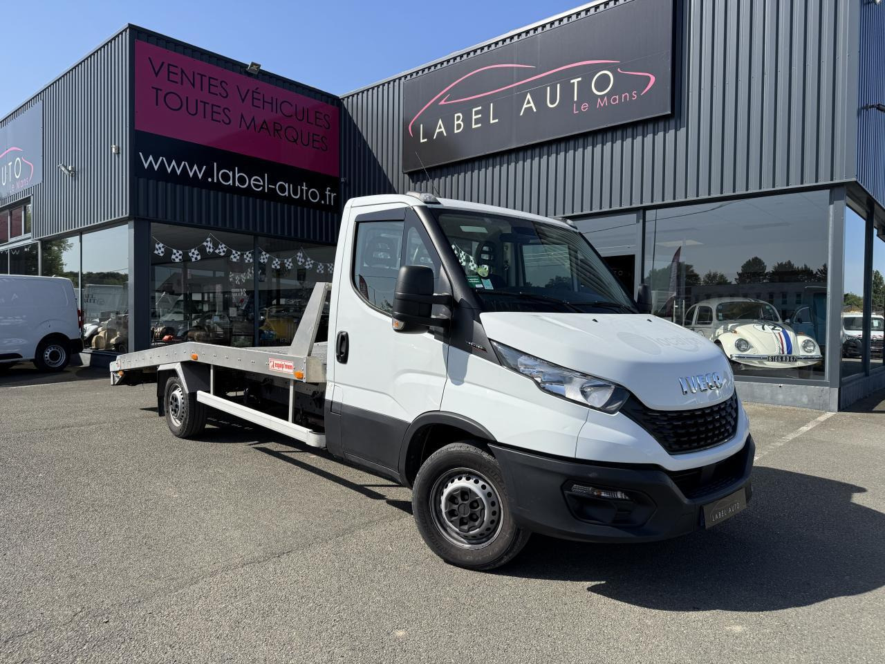 Iveco Daily IVECO PORTE VOITURE DEPANNEUSE 35 S 16 3L0 160 CH EMPATTEMENT 4100 PLATEAU FIX ALU EQUIP M - Autószállító teherautó: 3 kép. Iveco Daily IVECO PORTE VOITURE DEPANNEUSE 35 S 16 3L0 160 CH EMPATTEMENT 4100 PLATEAU FIX ALU EQUIP M - Autószállító teherautó: 3 kép.